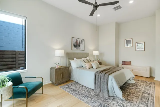 $1,249,000 | 902 West Live Oak Street, Austin, TX 78704