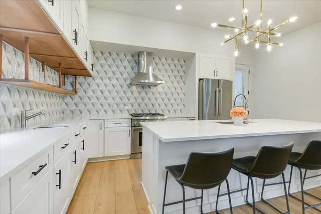 $1,249,000 | 902 West Live Oak Street, Austin, TX 78704