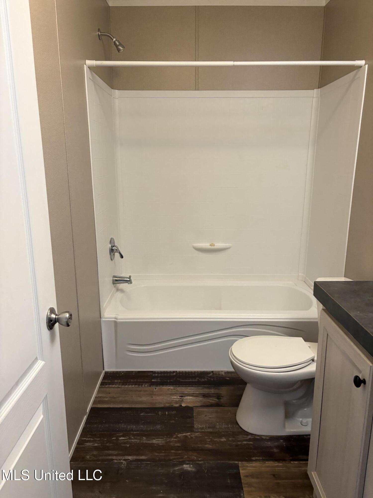 1639 County Line Road Coldwater, MS 38618 - Photo 8 of 12 Photo Jan 14 2026, 11 45 20 AM