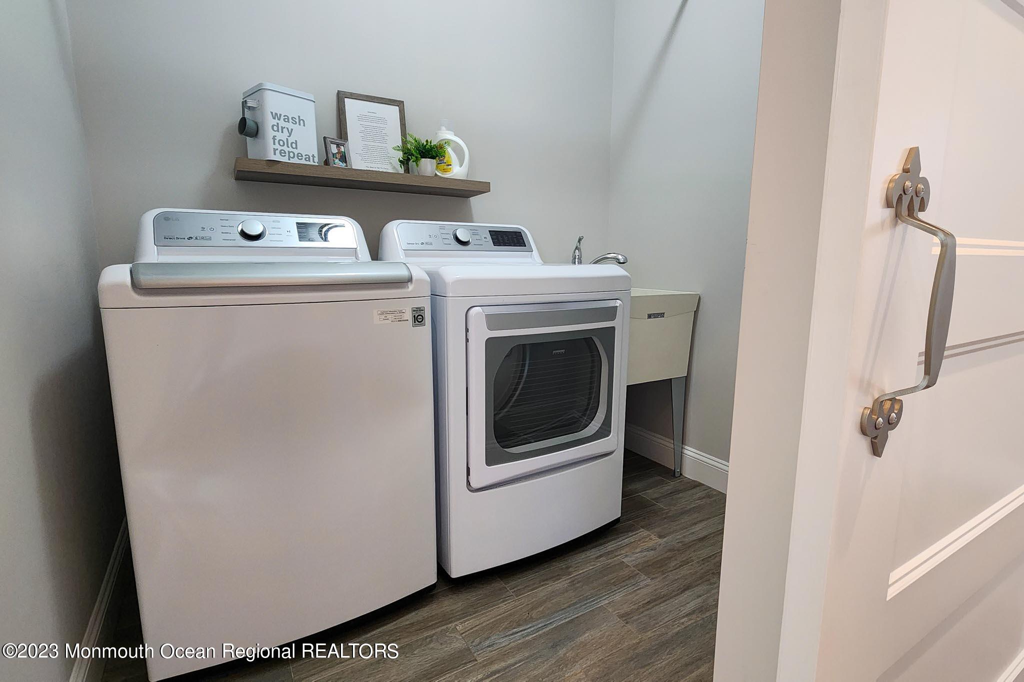 326 Venice Drive Lavallette, NJ 08735 - Photo 33 of 78 33