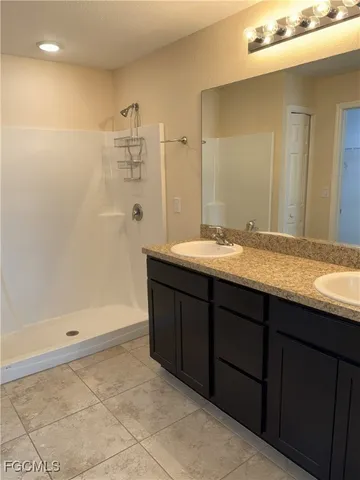 $1,700 | 2119 Northeast 6th Place, Cape Coral, FL 33909