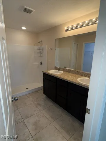 $1,700 | 2119 Northeast 6th Place, Cape Coral, FL 33909