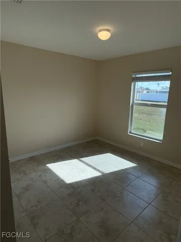 $1,700 | 2119 Northeast 6th Place, Cape Coral, FL 33909