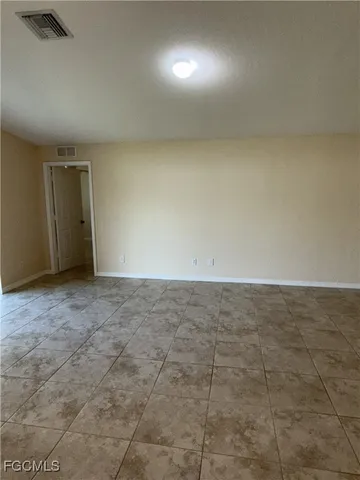 $1,700 | 2119 Northeast 6th Place, Cape Coral, FL 33909