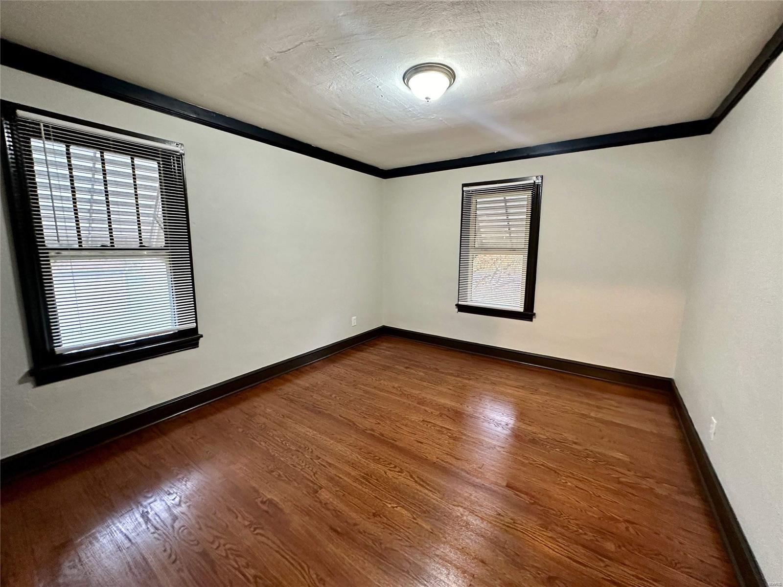 8865 Jennings Station Road Jennings, MO 63136 - Photo 10 of 19 Gallery Image 10