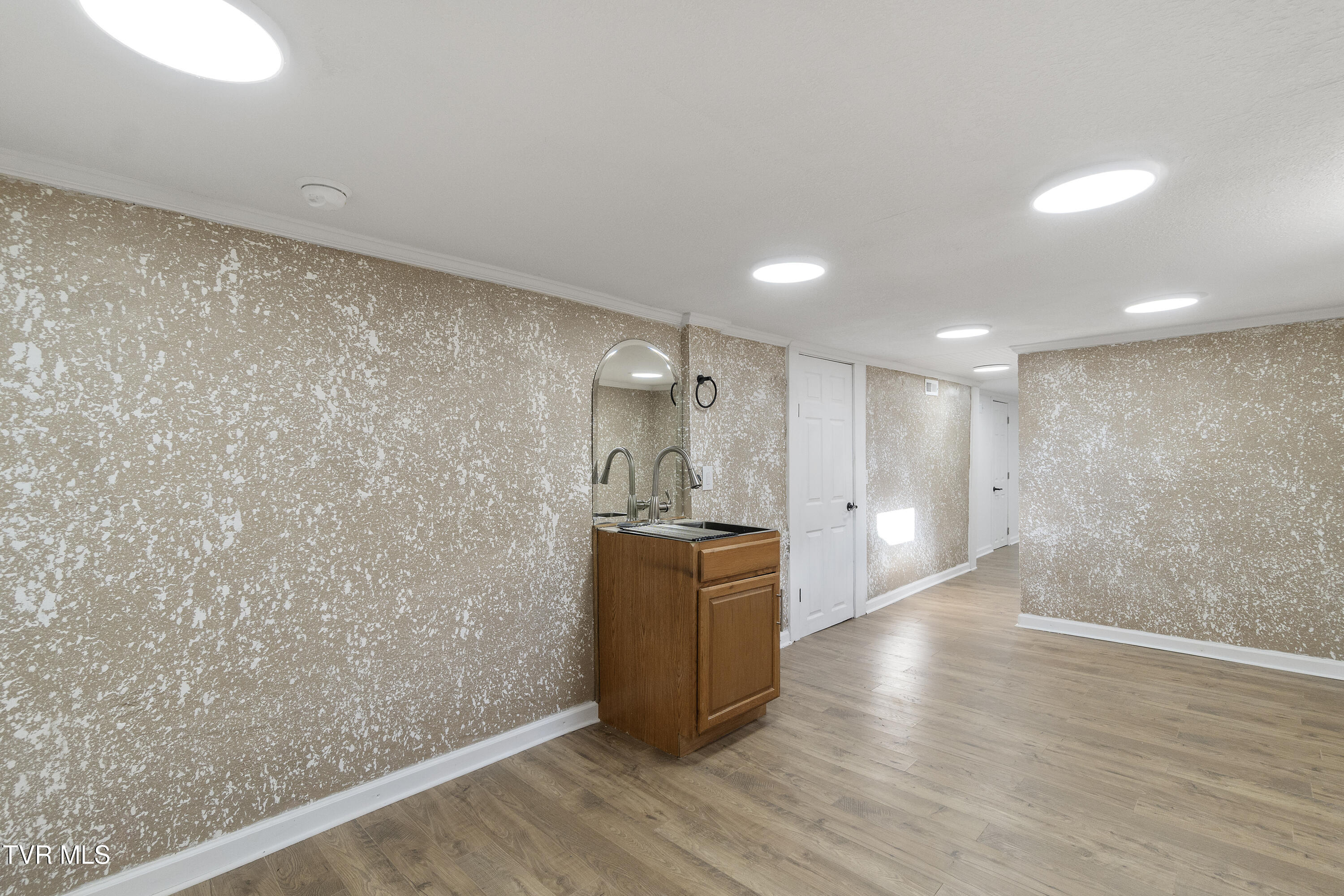 129 Ridgeway Avenue Church Hill, TN 37642 - Photo 24 of 40 DSC05872