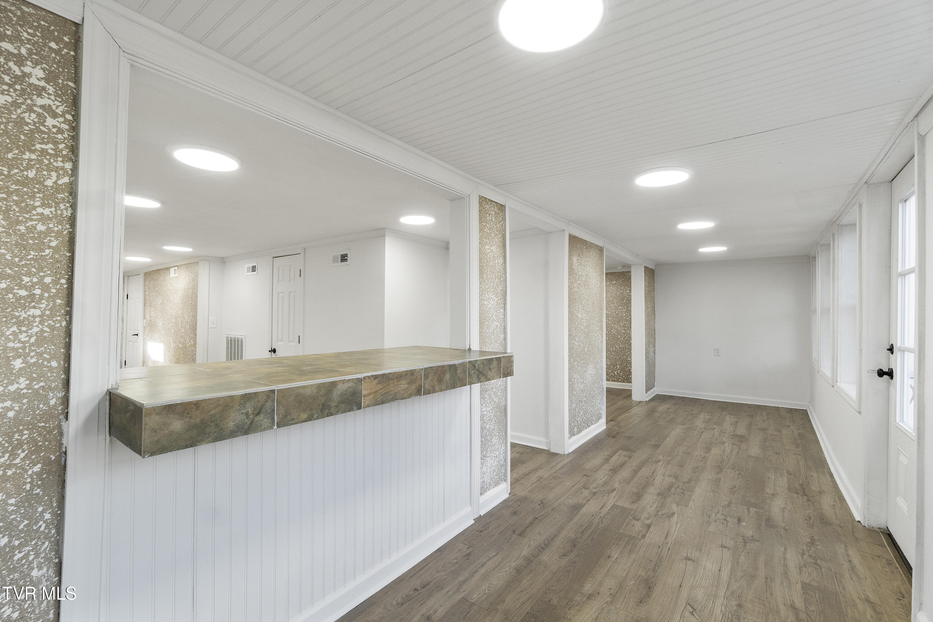 129 Ridgeway Avenue Church Hill, TN 37642 - Photo 29 of 40 DSC05854