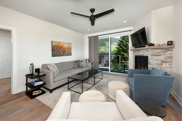 $925,000 | 235 La Bonte Street, Unit 207, Dillon, CO 80435