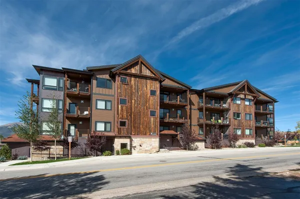 $925,000 | 235 La Bonte Street, Unit 207, Dillon, CO 80435