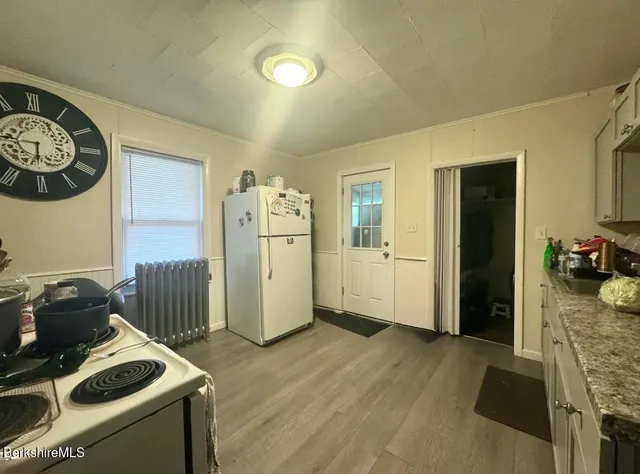a view of a storage & utility room