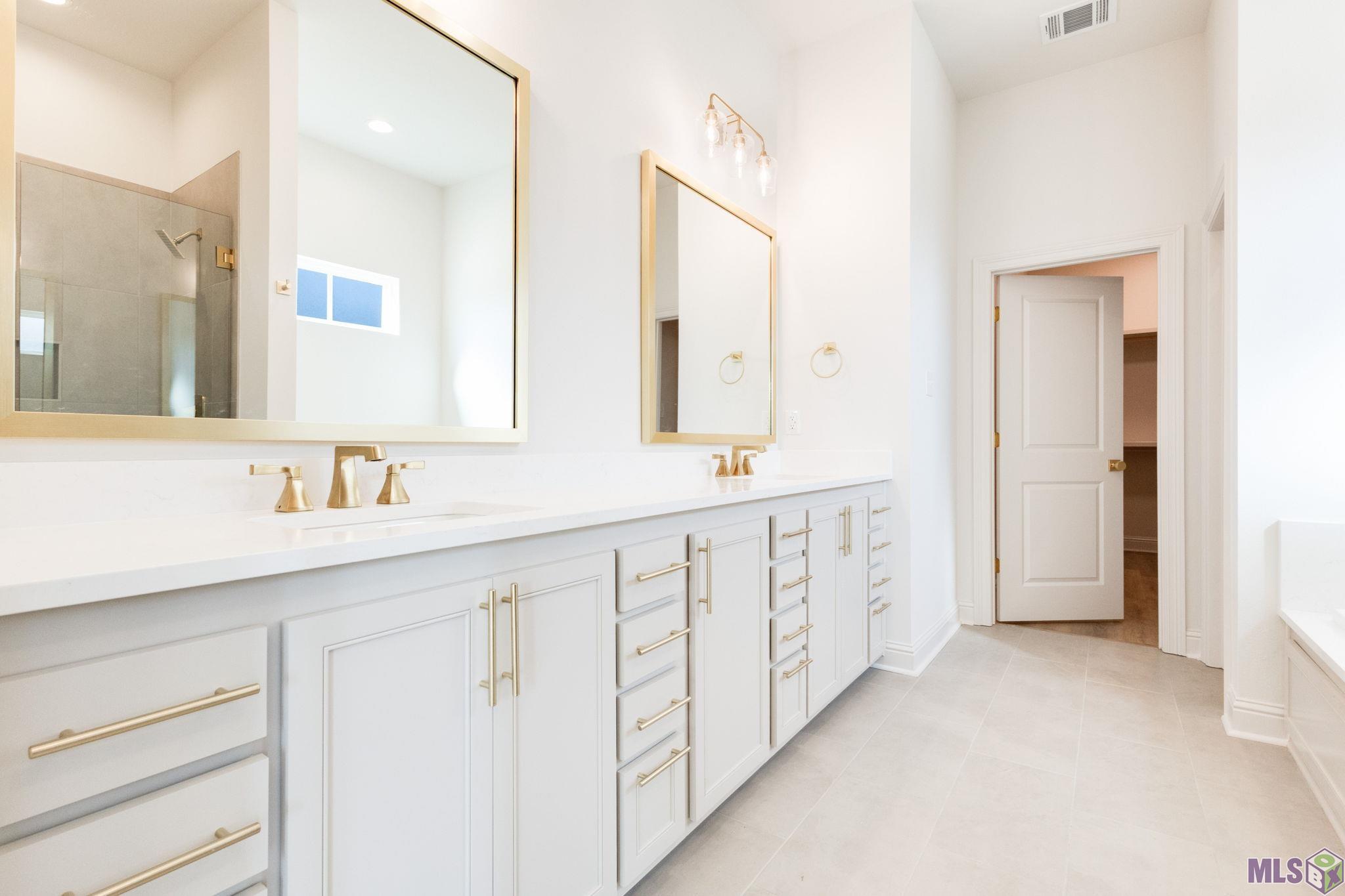 1322 Market Square Road Zachary, LA 70791 - Photo 10 of 26 Gallery Image 10