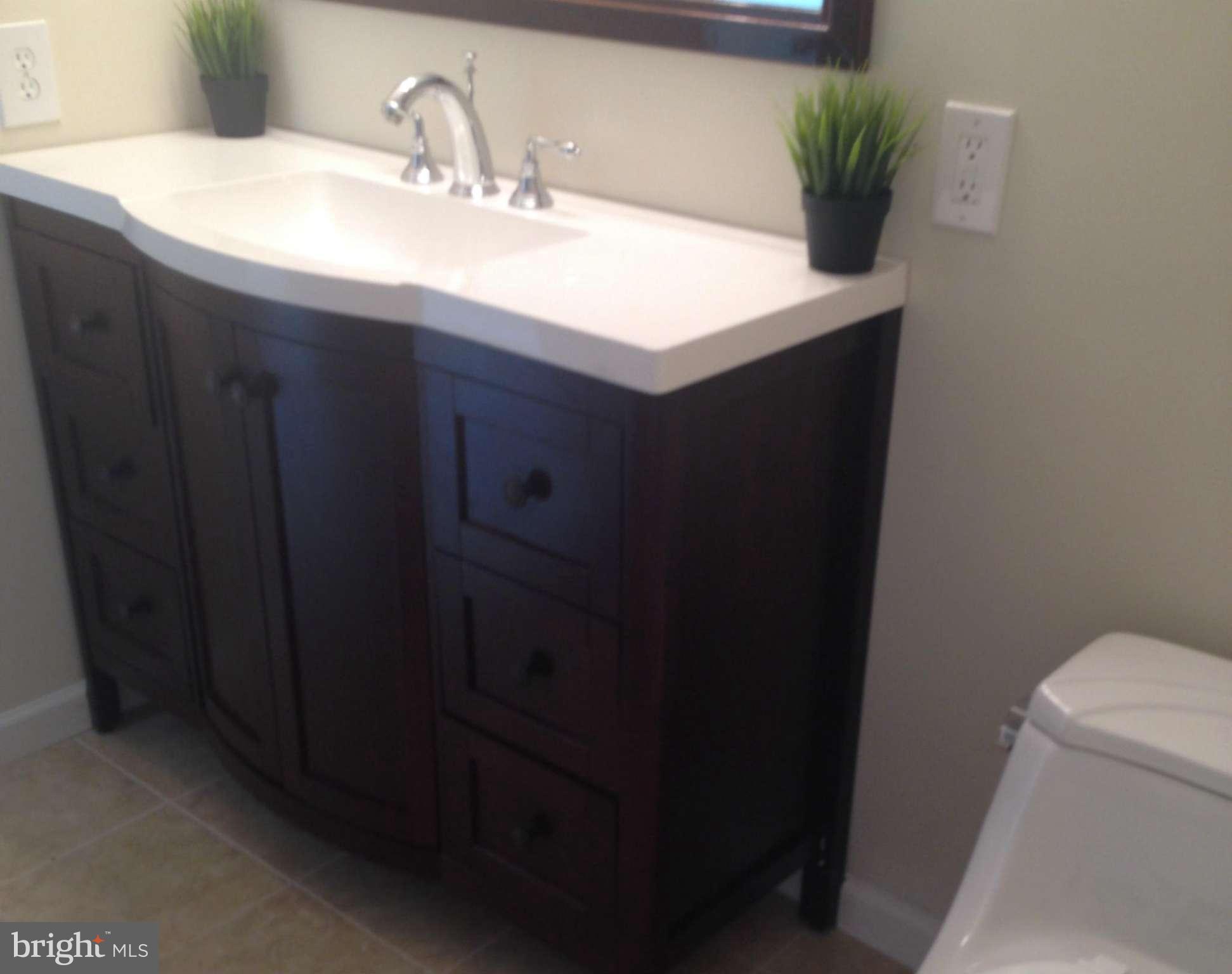508 68th Place Capitol Heights, MD 20743 - Photo 14 of 27 Bath