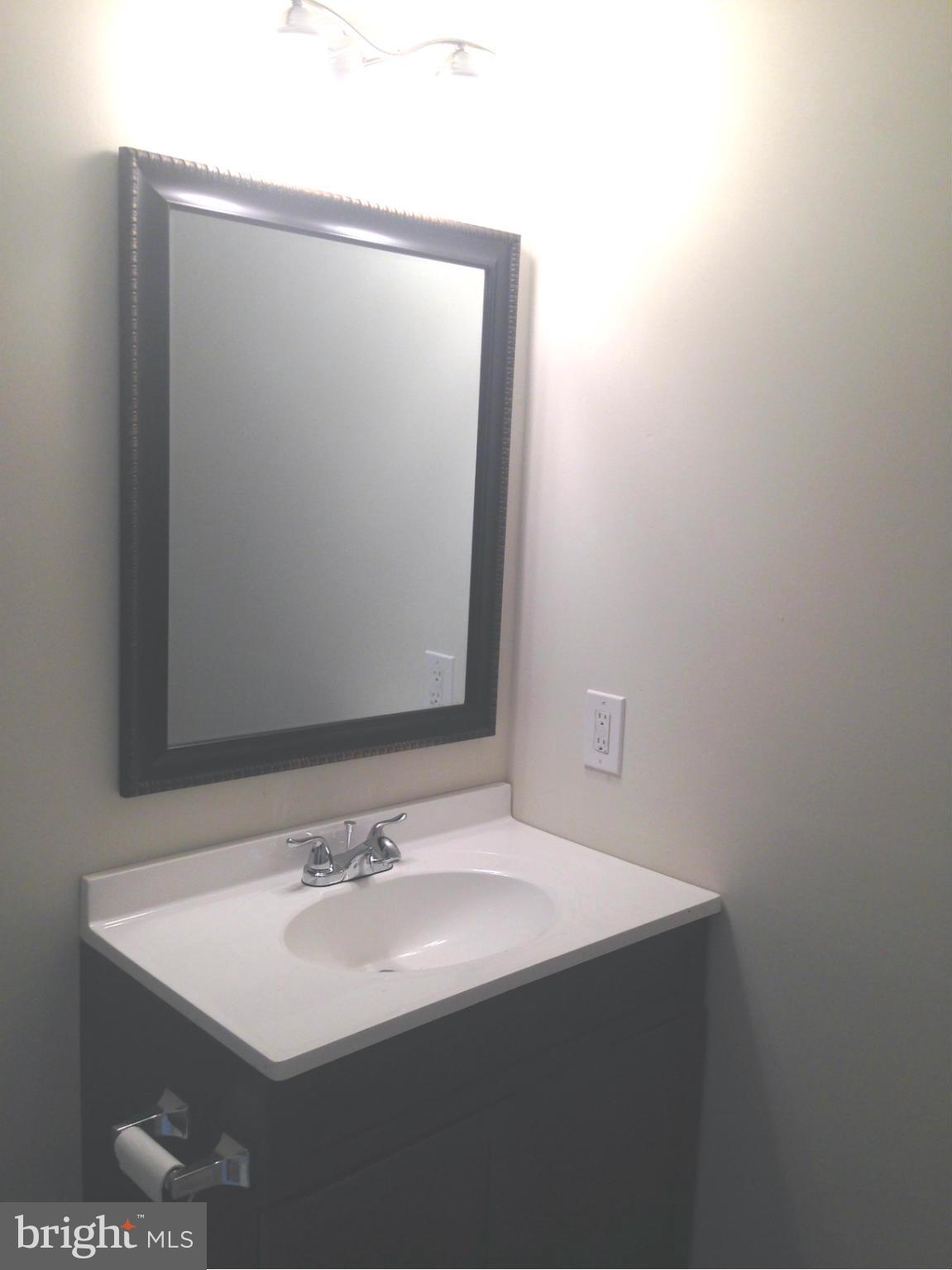 508 68th Place Capitol Heights, MD 20743 - Photo 25 of 27 Bath