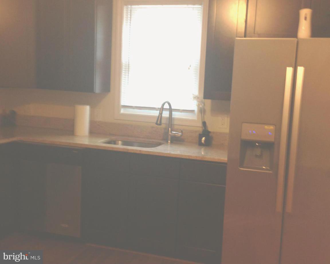 508 68th Place Capitol Heights, MD 20743 - Photo 6 of 27 Kitchen