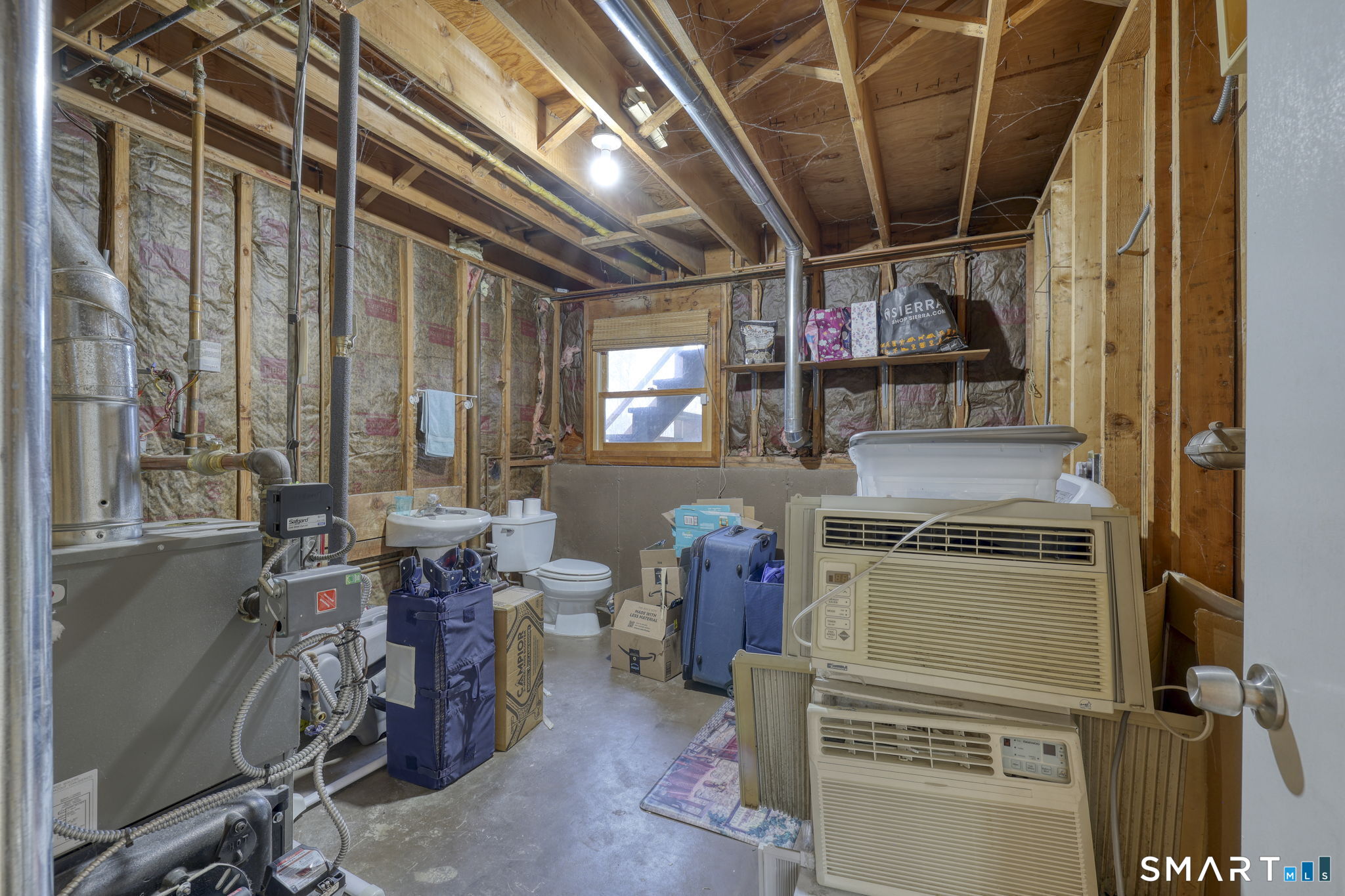 19 Eastwood Road Danbury, CT 06811 - Photo 28 of 38