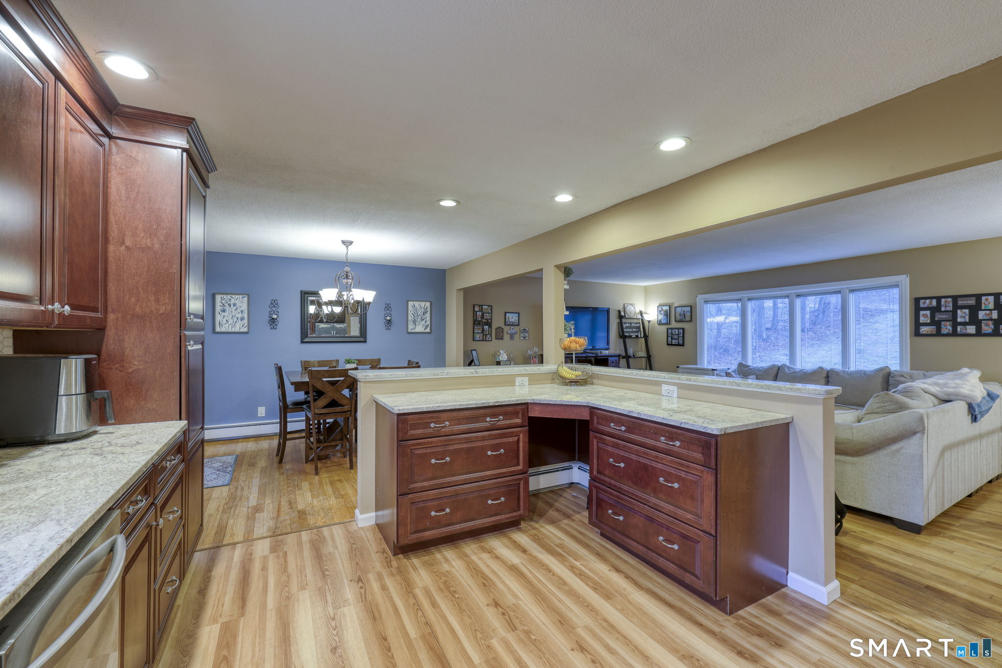 19 Eastwood Road Danbury, CT 06811 - Photo 6 of 38