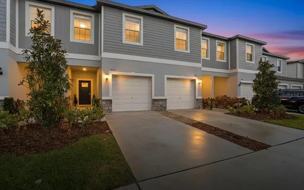 $279,900 | 10336 Trumpet Honeysuckle Way, San Antonio, FL 33576