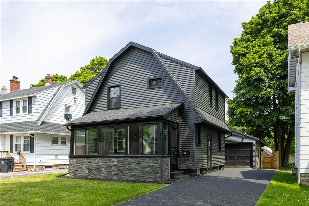 74 Everett Street Greece, NY 14615 - Photo 1 of 27