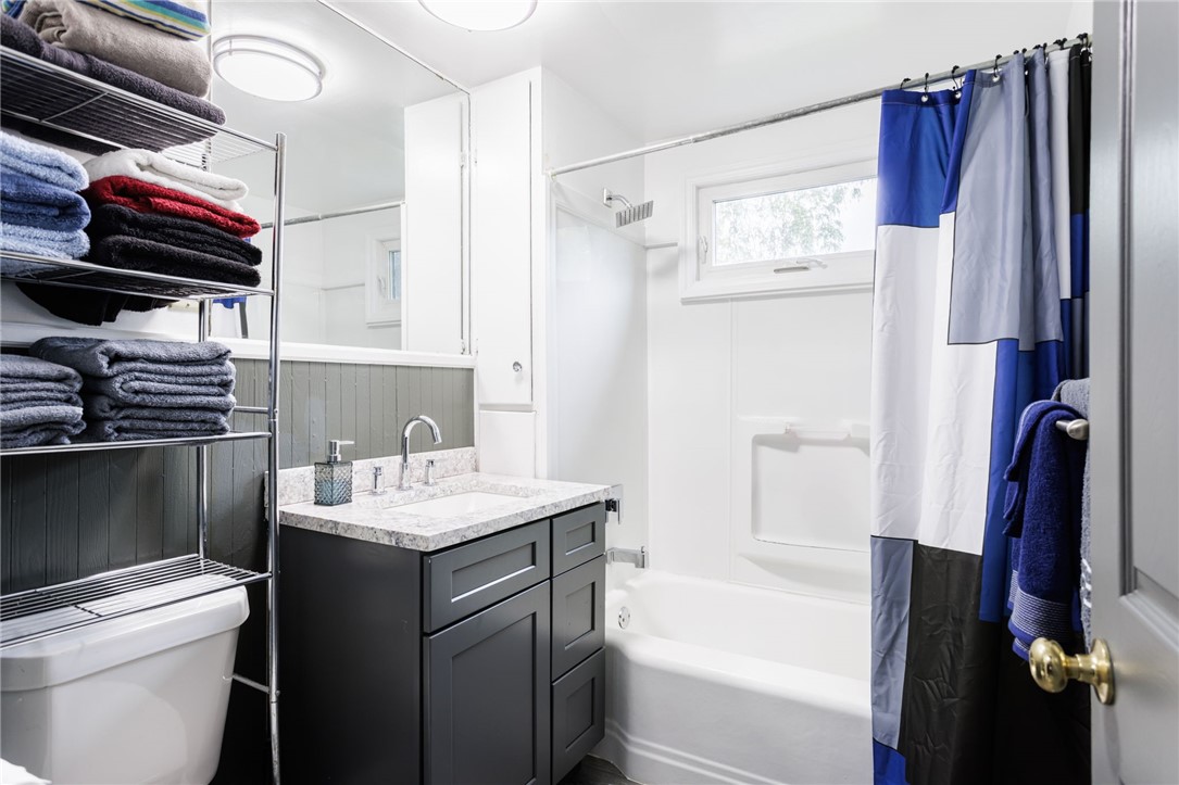 74 Everett Street Greece, NY 14615 - Photo 15 of 27