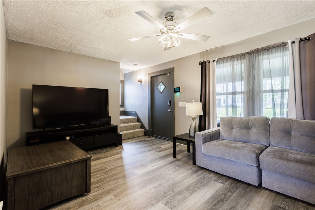 74 Everett Street Greece, NY 14615 - Photo 5 of 27