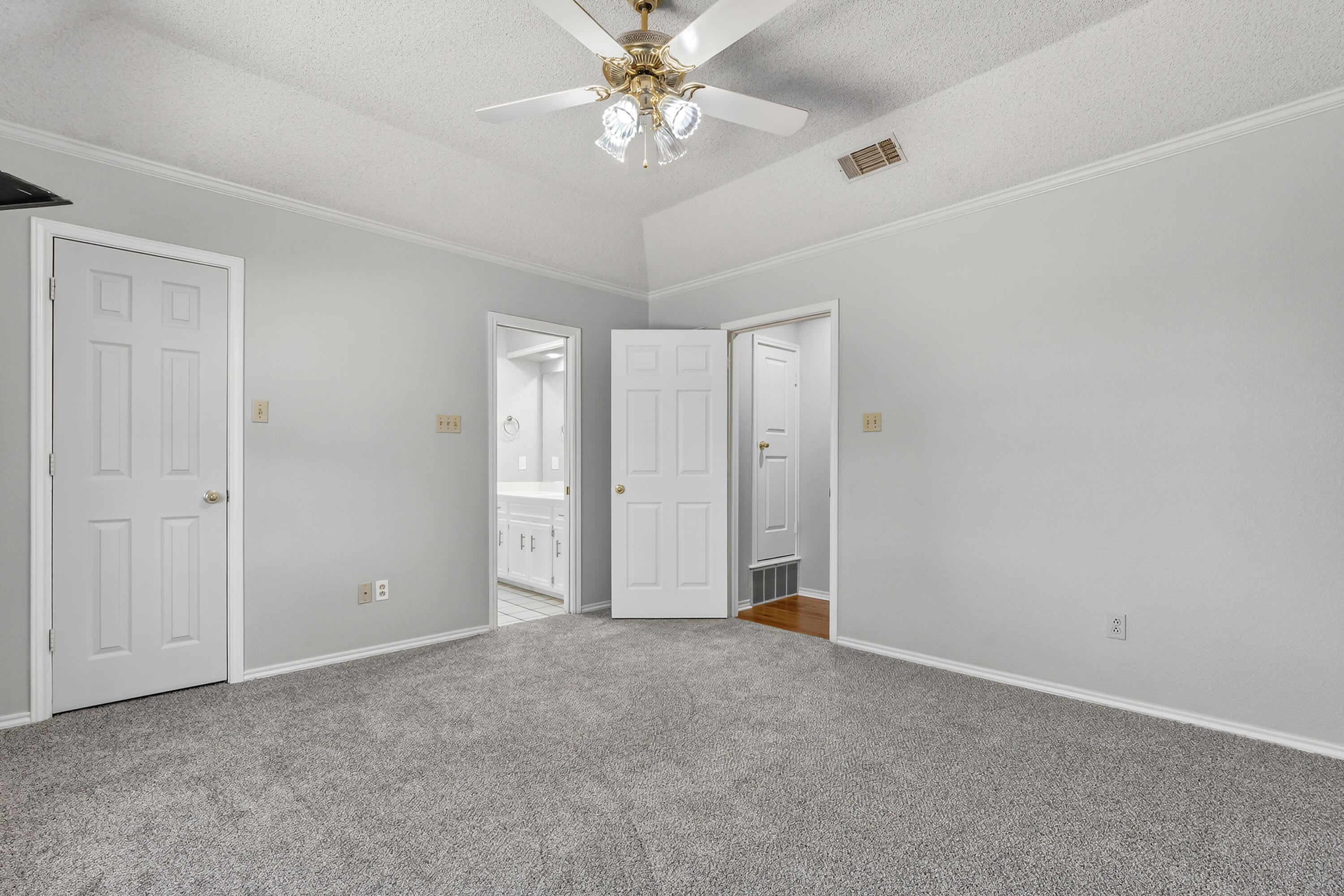 6006 76th Street Lubbock, TX 79424 - Photo 26 of 30 IMG_9032