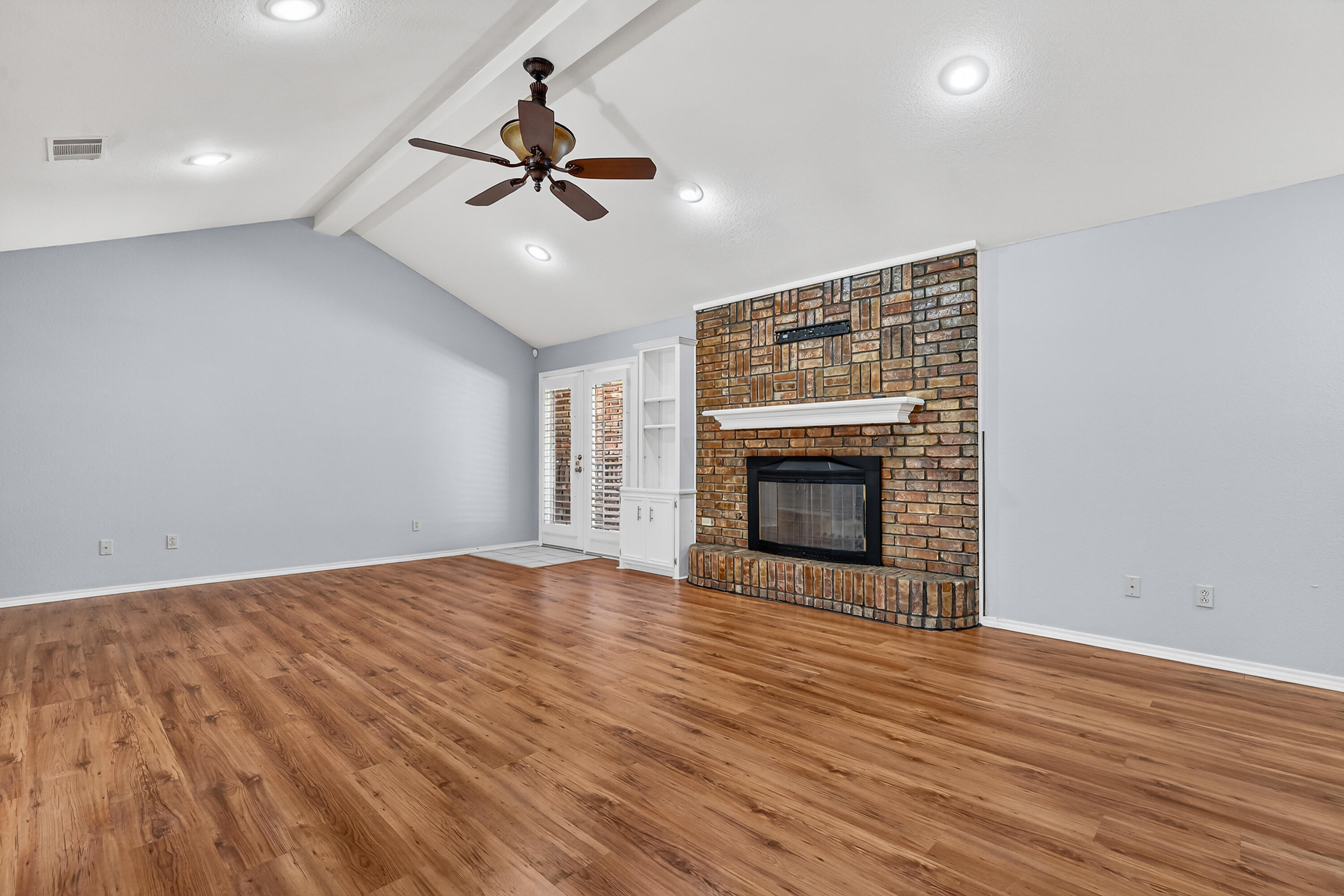 6006 76th Street Lubbock, TX 79424 - Photo 6 of 30 IMG_9049