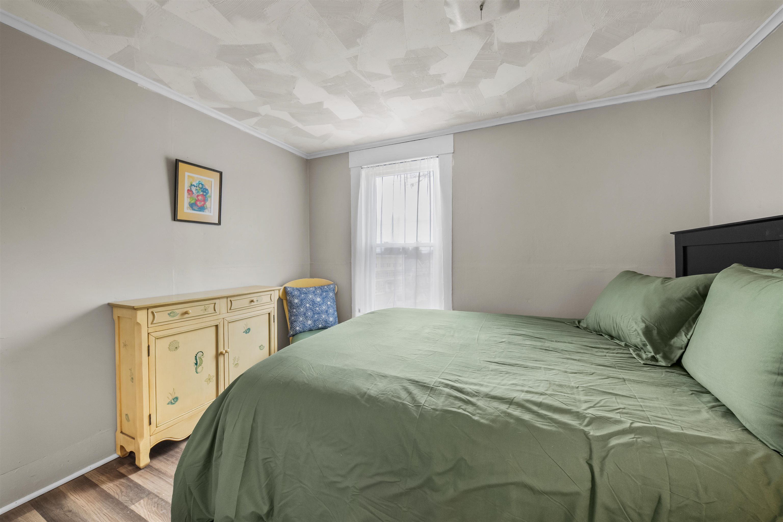 7 Elliott Street Laconia, NH 03246 - Photo 12 of 59