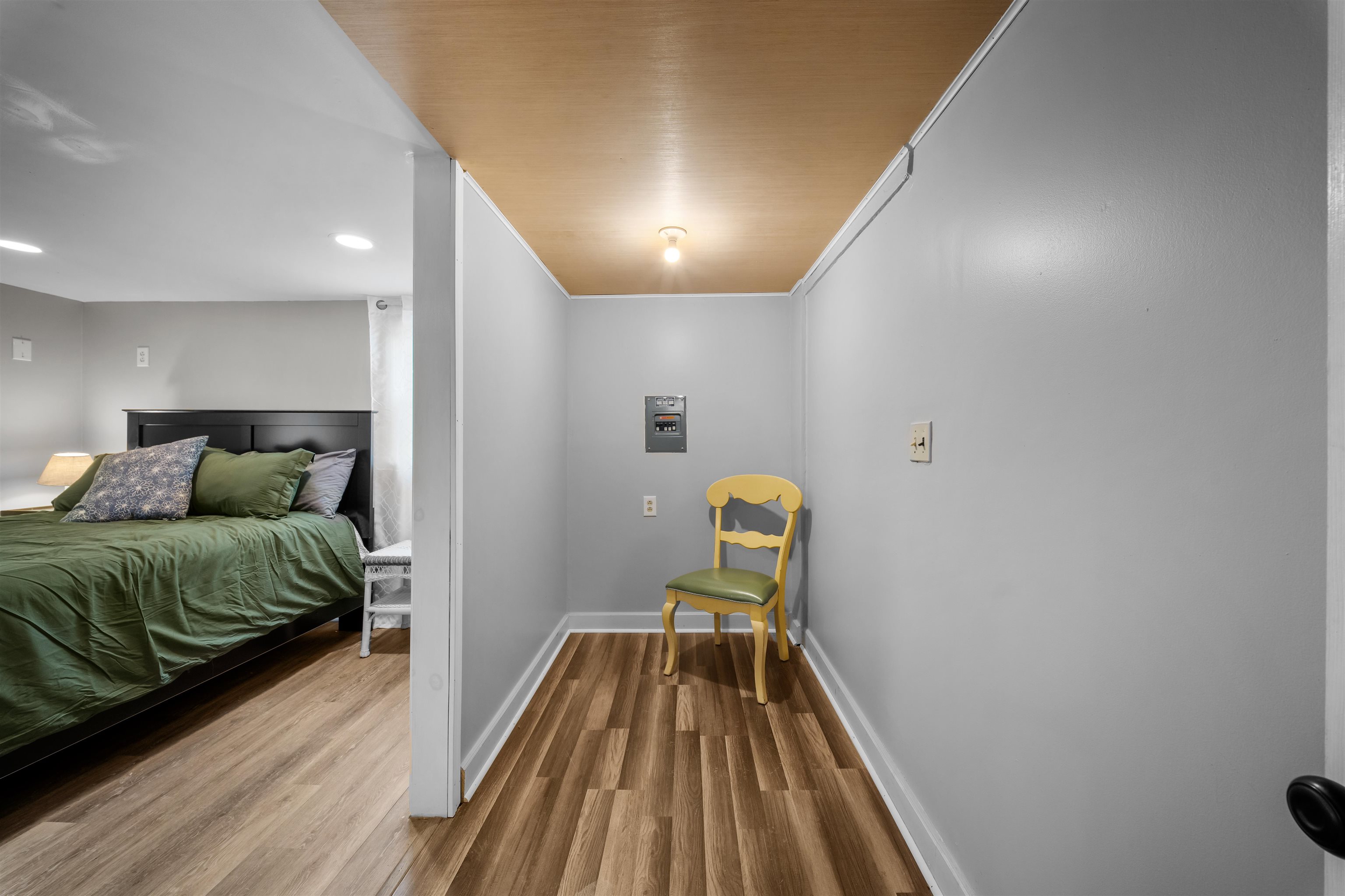 7 Elliott Street Laconia, NH 03246 - Photo 13 of 59