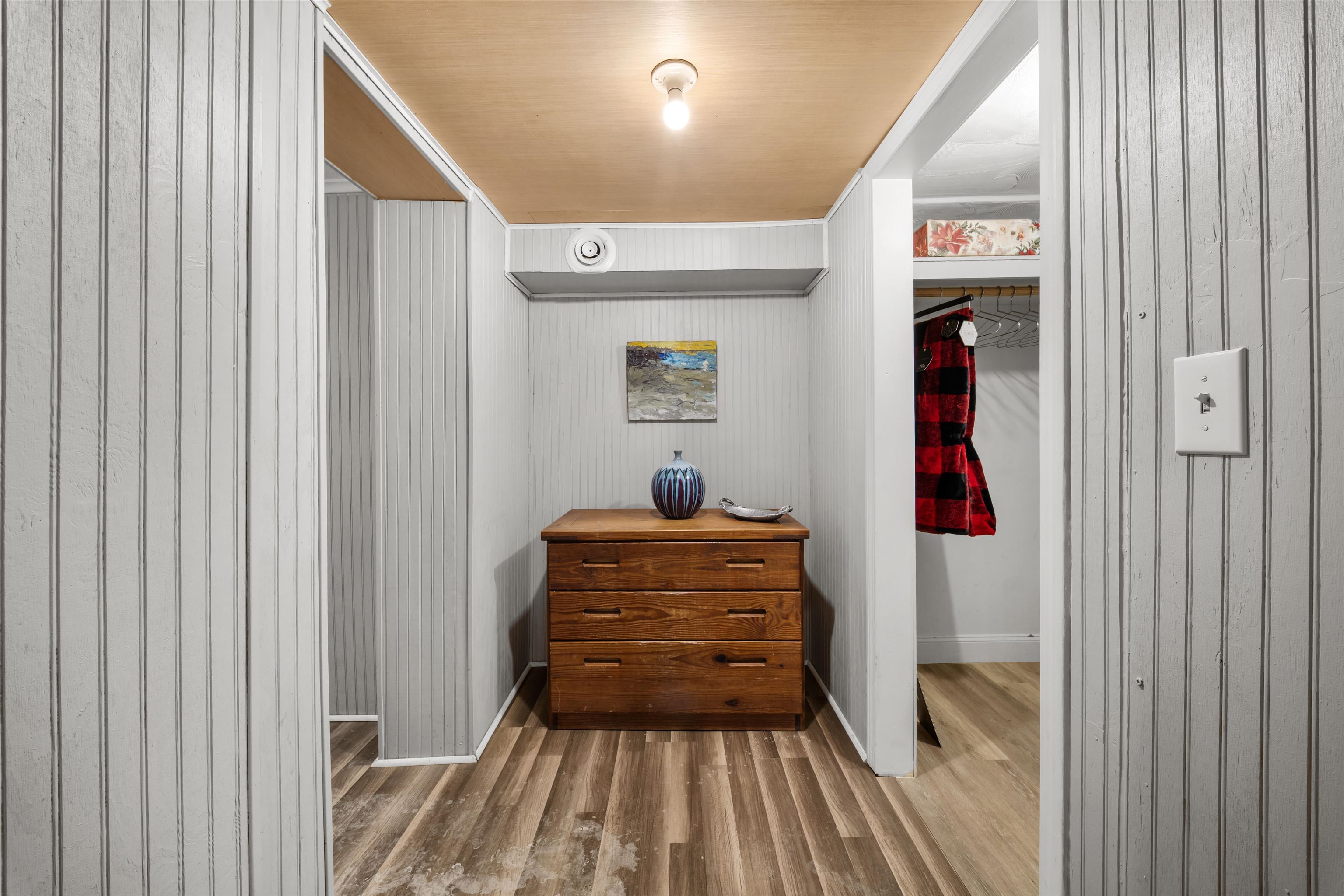 7 Elliott Street Laconia, NH 03246 - Photo 18 of 59