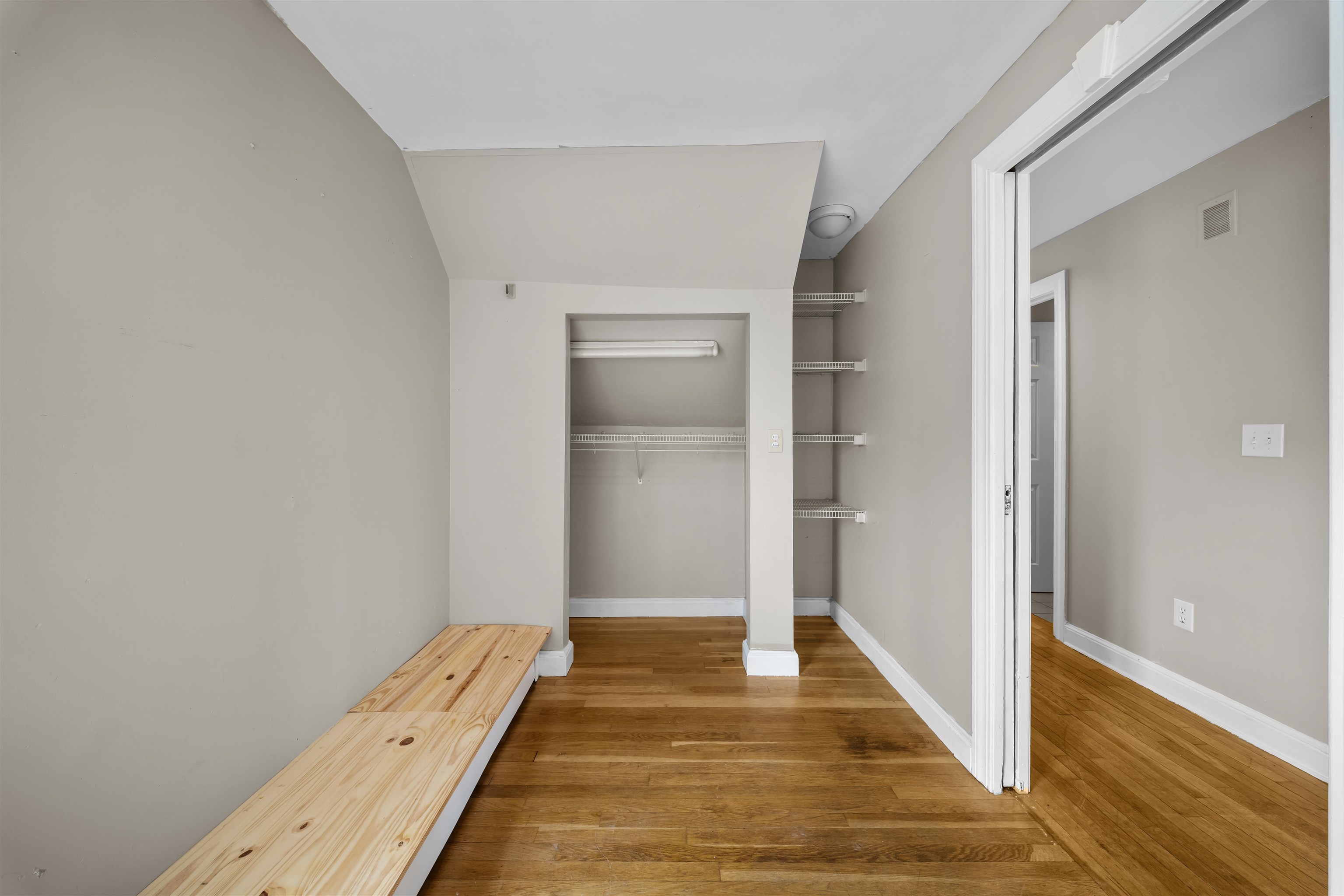 7 Elliott Street Laconia, NH 03246 - Photo 22 of 59