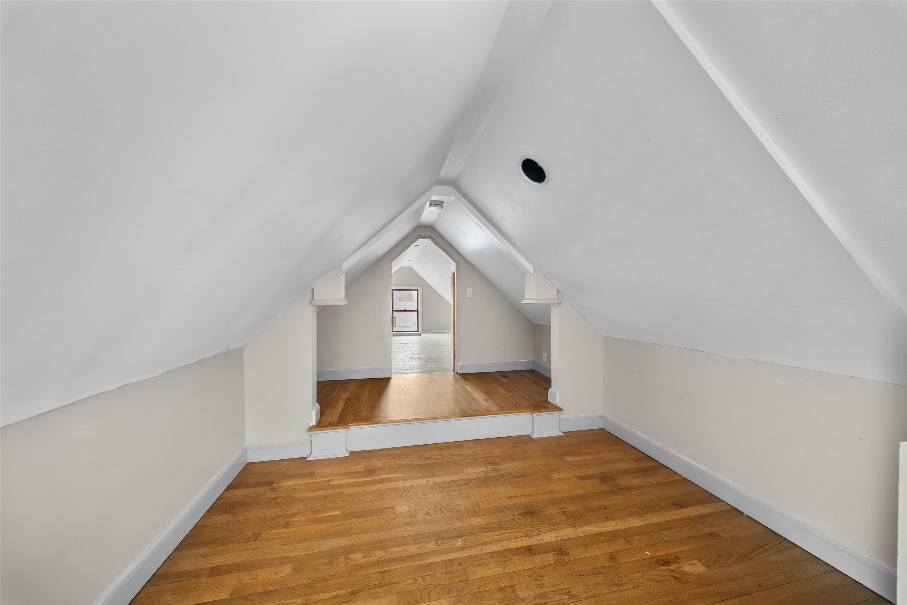 7 Elliott Street Laconia, NH 03246 - Photo 25 of 59