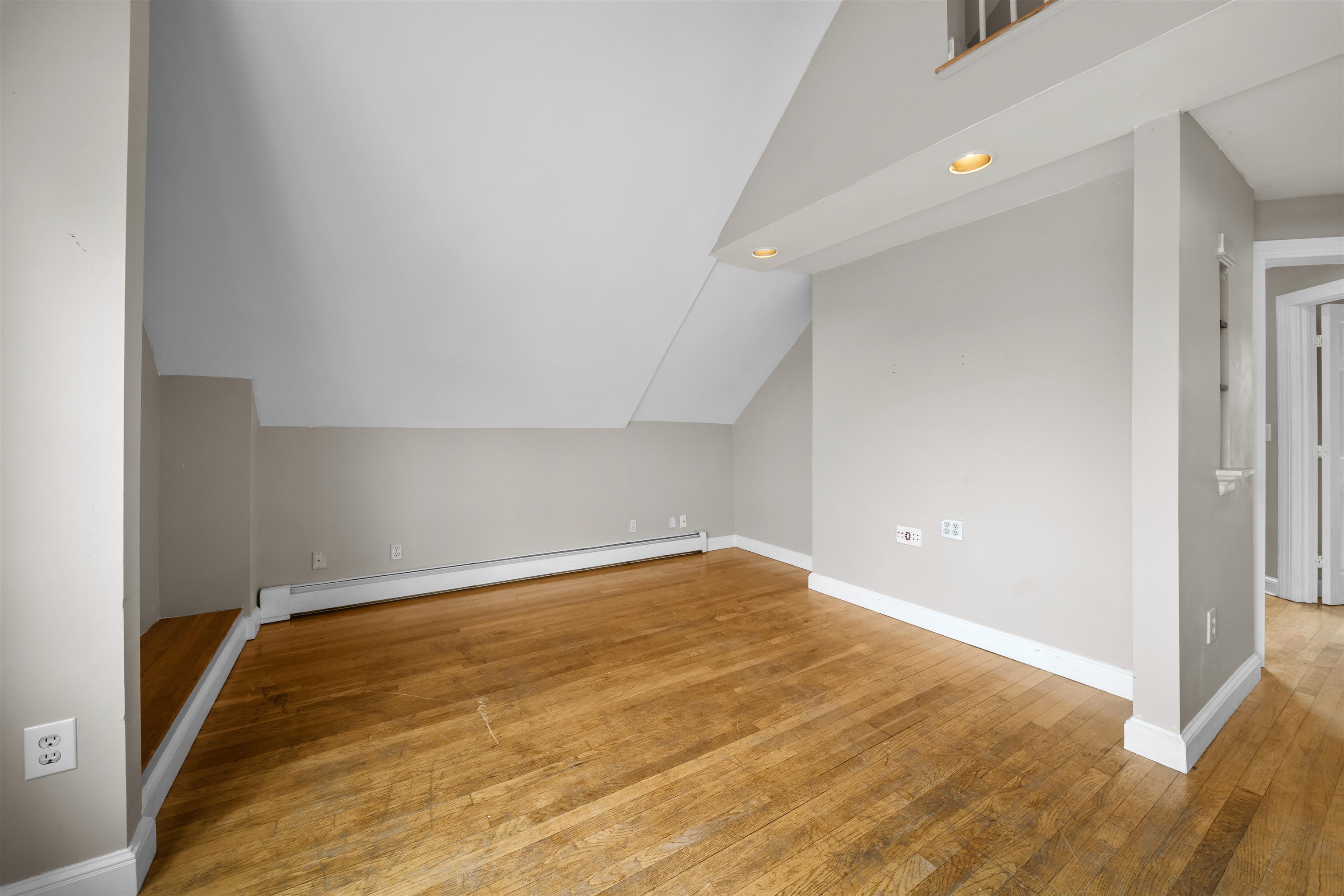 7 Elliott Street Laconia, NH 03246 - Photo 30 of 59