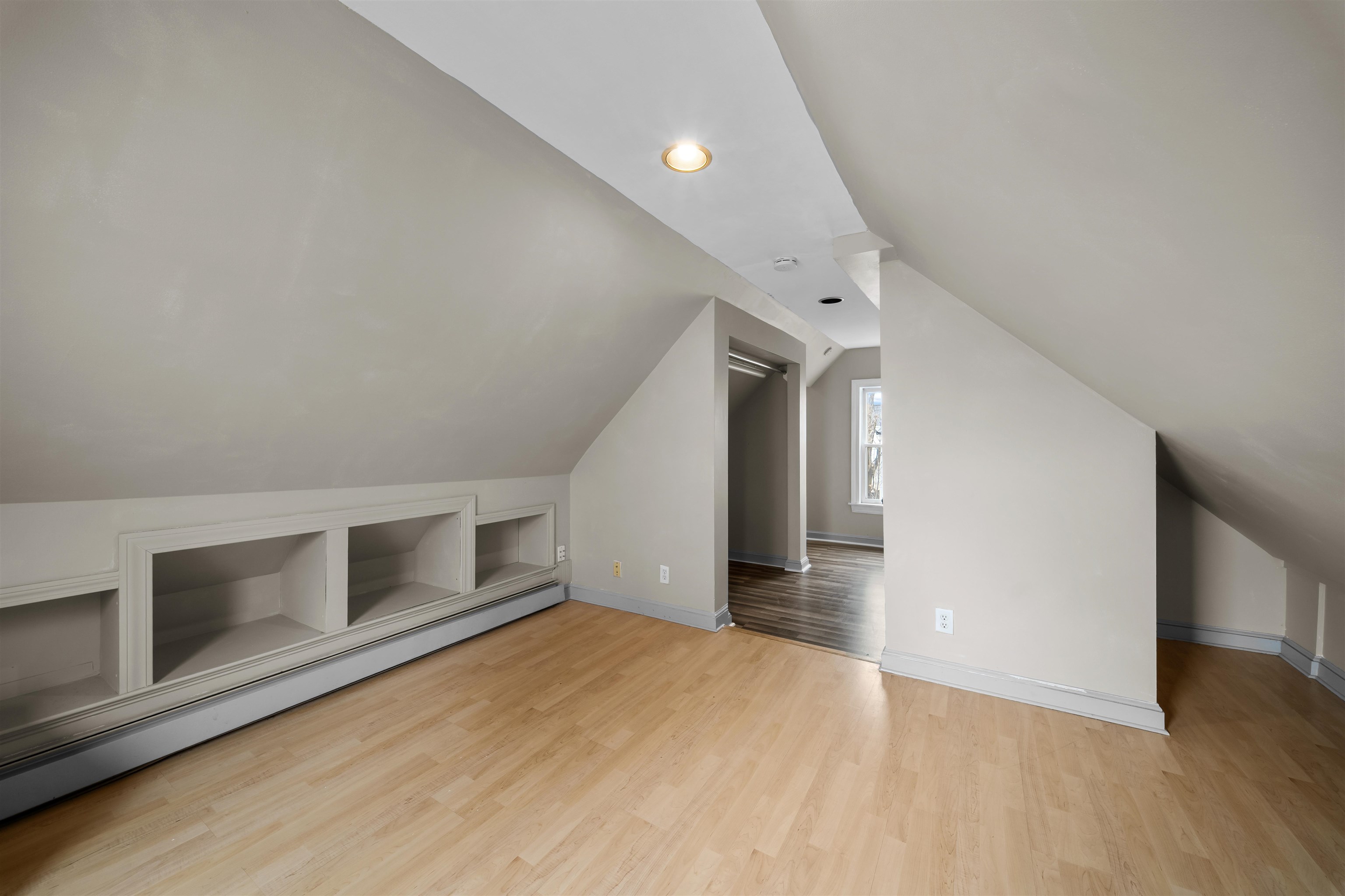 7 Elliott Street Laconia, NH 03246 - Photo 37 of 59