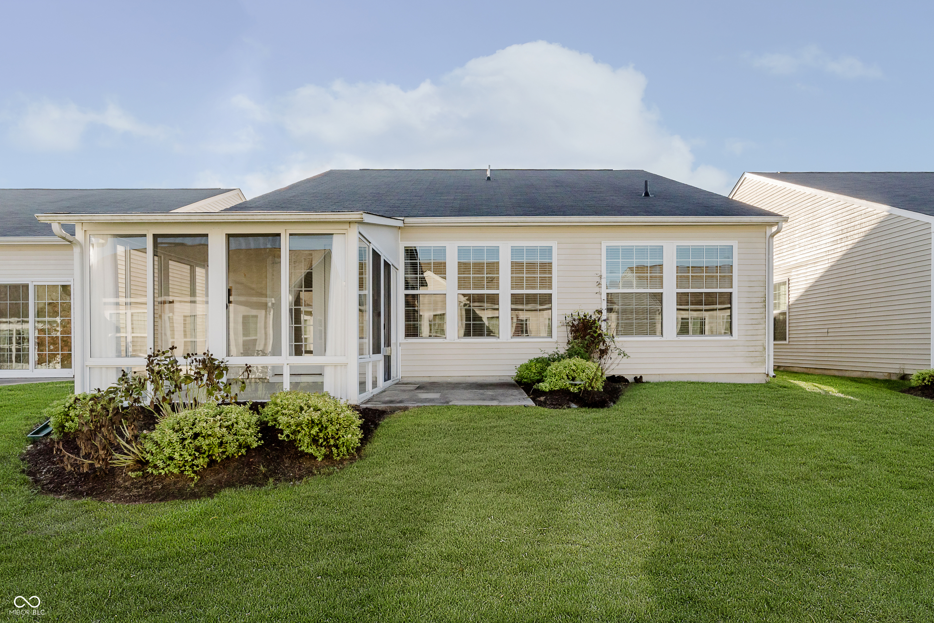 16022 Lambrusco Way Fishers, IN 46037 - Photo 7 of 34