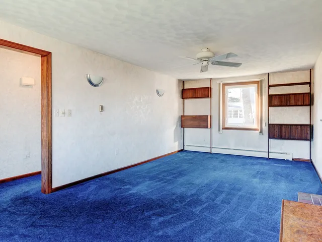 $300,000 | 1 Oxford Drive, Enfield, CT 06082