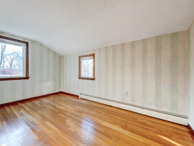 $300,000 | 1 Oxford Drive, Enfield, CT 06082