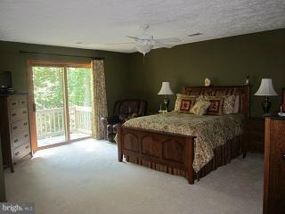 9445 Howes Road Dunkirk, MD 20754 - Photo 12 of 30 Bedroom (Master)