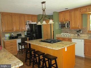9445 Howes Road Dunkirk, MD 20754 - Photo 17 of 30 Kitchen