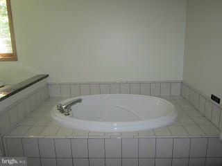 9445 Howes Road Dunkirk, MD 20754 - Photo 28 of 30 Bath (Master)