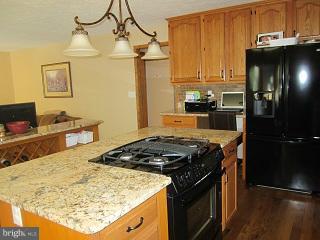 9445 Howes Road Dunkirk, MD 20754 - Photo 9 of 30 Kitchen