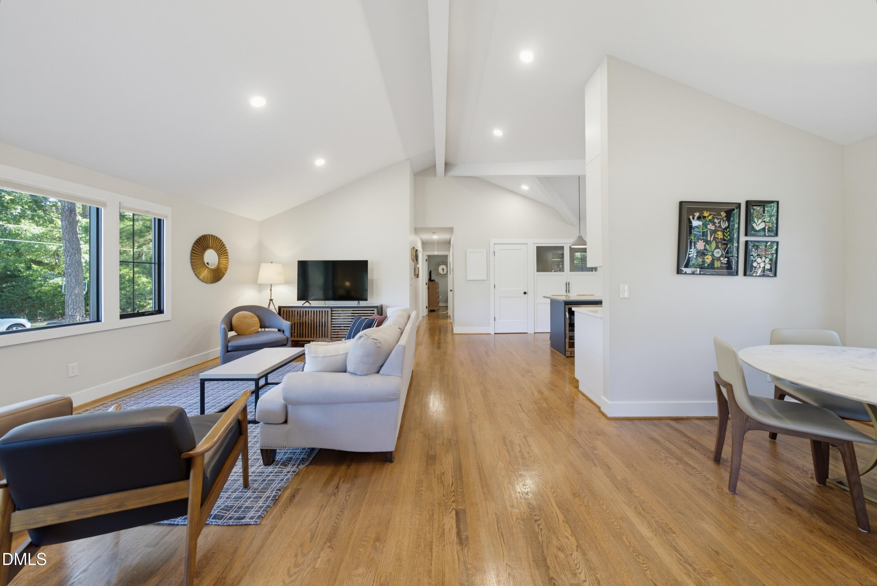 504 Banks Street Raleigh, NC 27604 - Photo 9 of 35 DSC00808