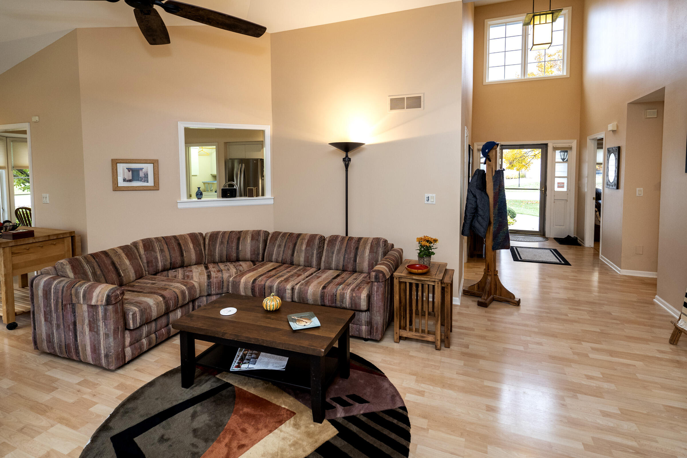 550 McPride Lane, Unit B Brookfield, WI 53045 - Photo 11 of 50 LR to Foyer Entry