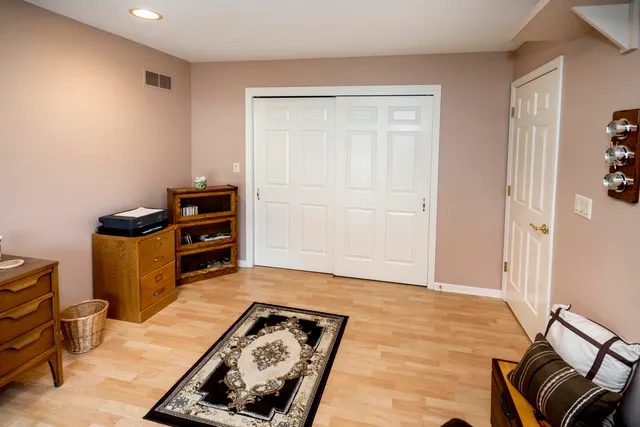 $439,000 | 550 McPride Lane, Unit B, Brookfield, WI 53045