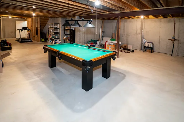 $439,000 | 550 McPride Lane, Unit B, Brookfield, WI 53045