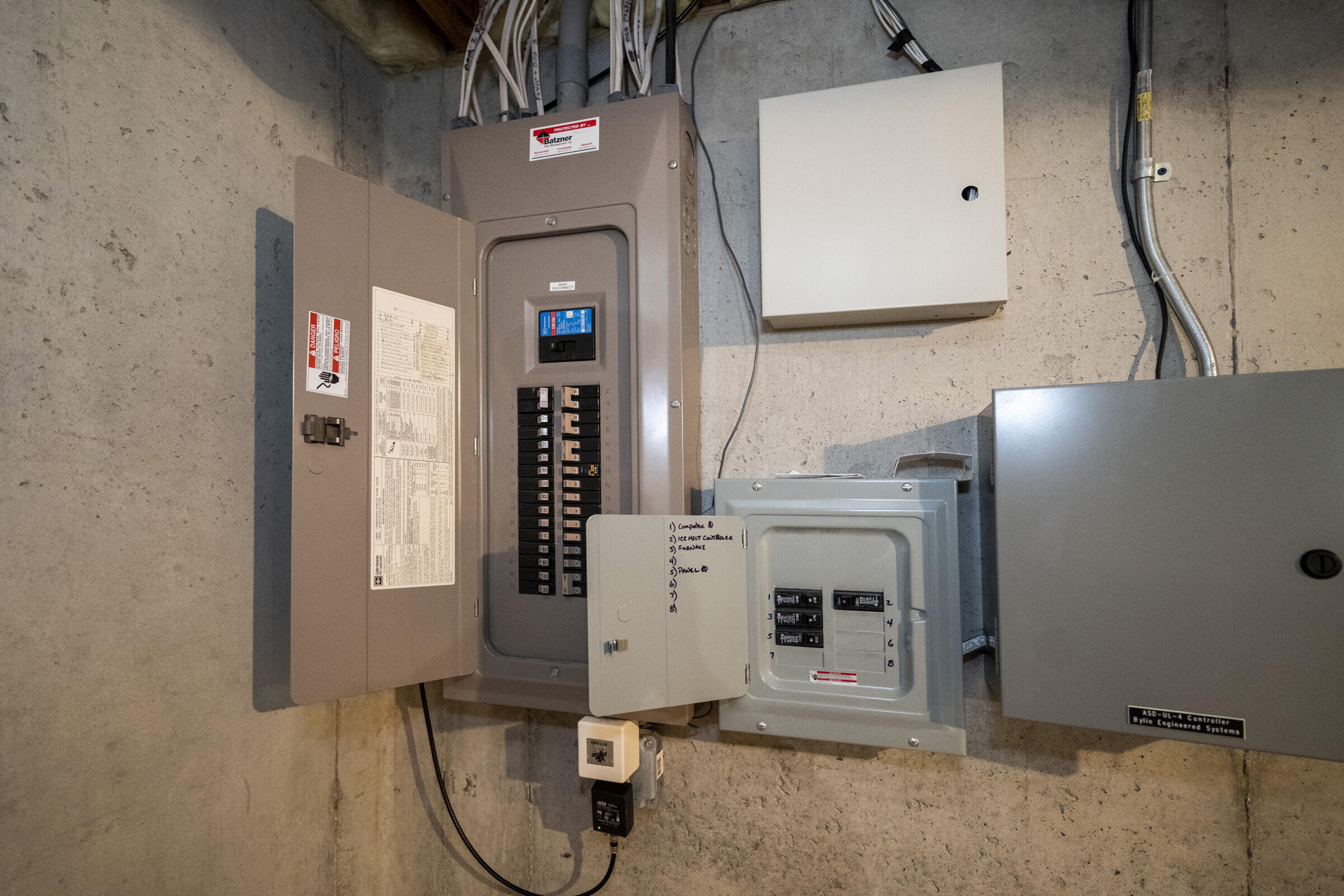 550 McPride Lane, Unit B Brookfield, WI 53045 - Photo 45 of 50 Power & Roof Melt System