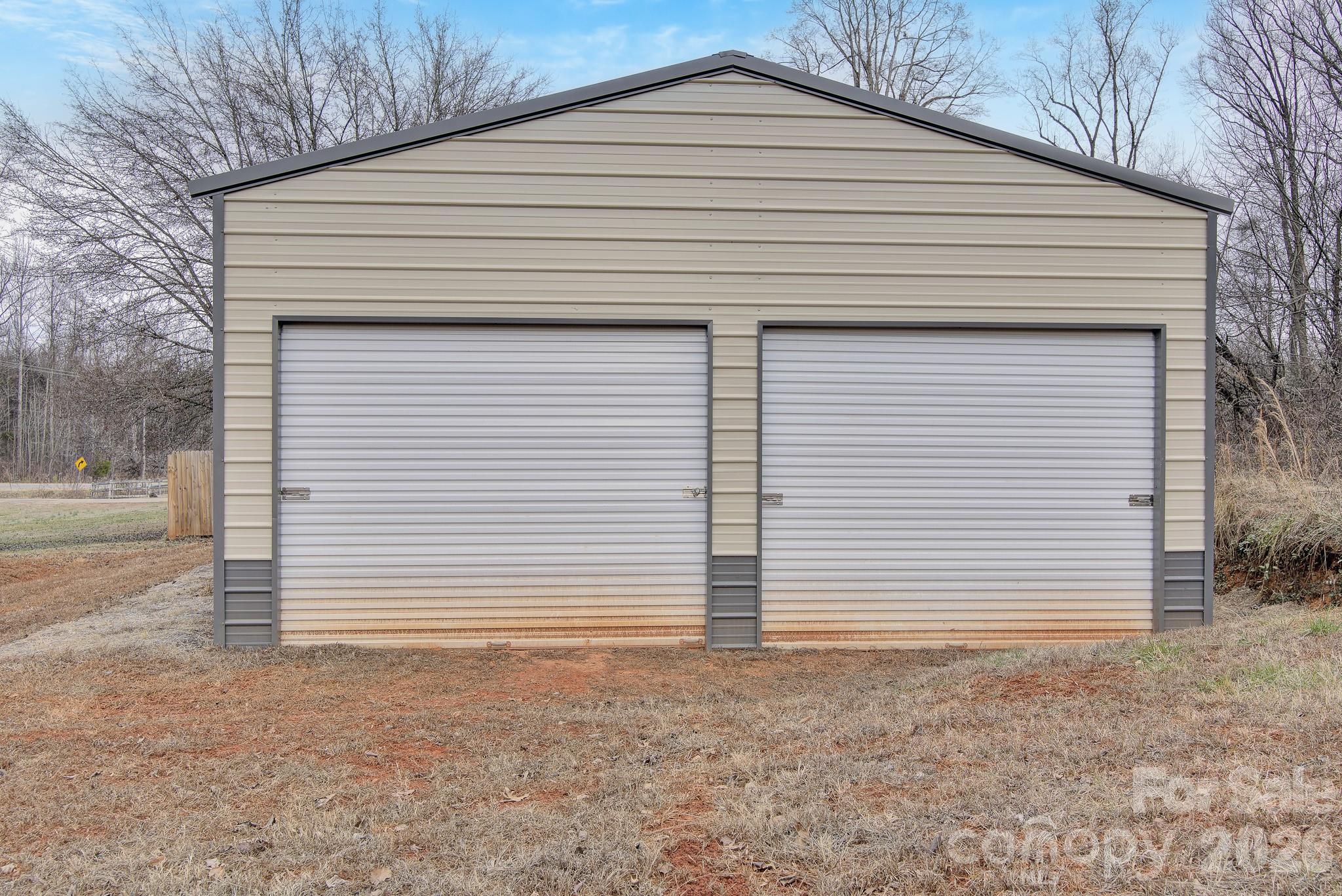 865 Old Linwood Road Lexington, NC 27292 - Photo 7 of 44 front view of a white house