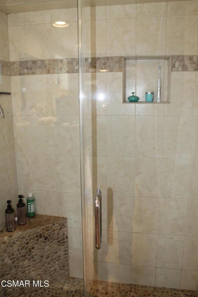 369 Cahuenga Drive Oxnard, CA 93035 - Photo 18 of 36 a bathroom with a shower