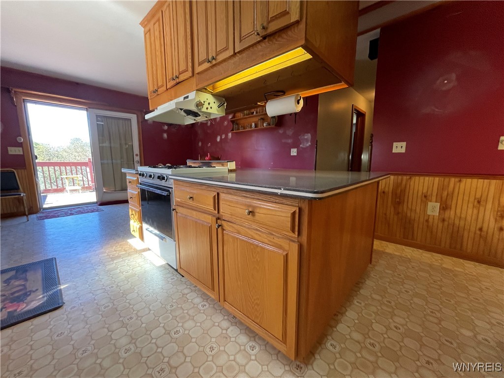 9954 Vermont Hill Road Holland, NY 14080 - Photo 11 of 39