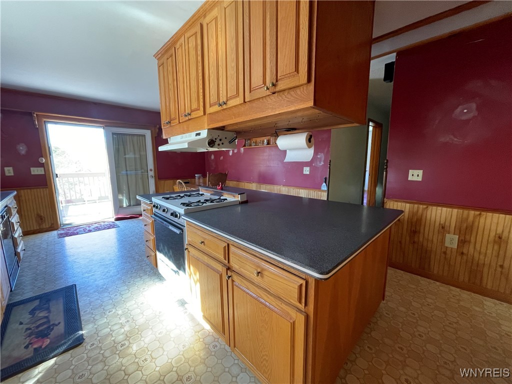 9954 Vermont Hill Road Holland, NY 14080 - Photo 14 of 39