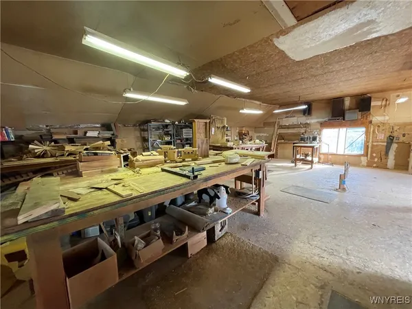 $189,900 | 9954 Vermont Hill Road, Holland, NY 14080